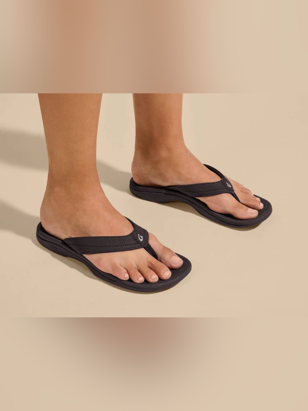 Olukai Ohana
Women’s Water-Friendly Flip Flop Sandals